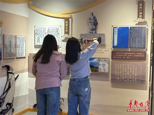 湖南应用技术学院：电商学子直播 助力常德港中坪文旅新发展(图3)