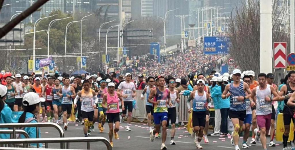 同样搞赛事经济为什么广州亏了杭州赚翻了？