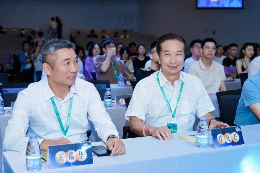 这群人在广州办了场真正的动画节