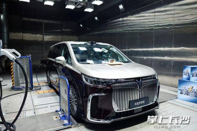 岚图汽车发布岚海智混技术：引领新能源领域技术革新重塑混动出行体验(图2)
